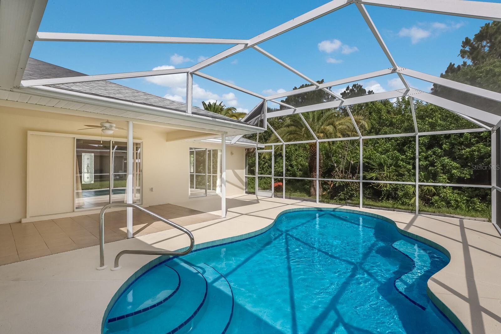 Image 29 of 30 For 2004 Boca Chica Avenue