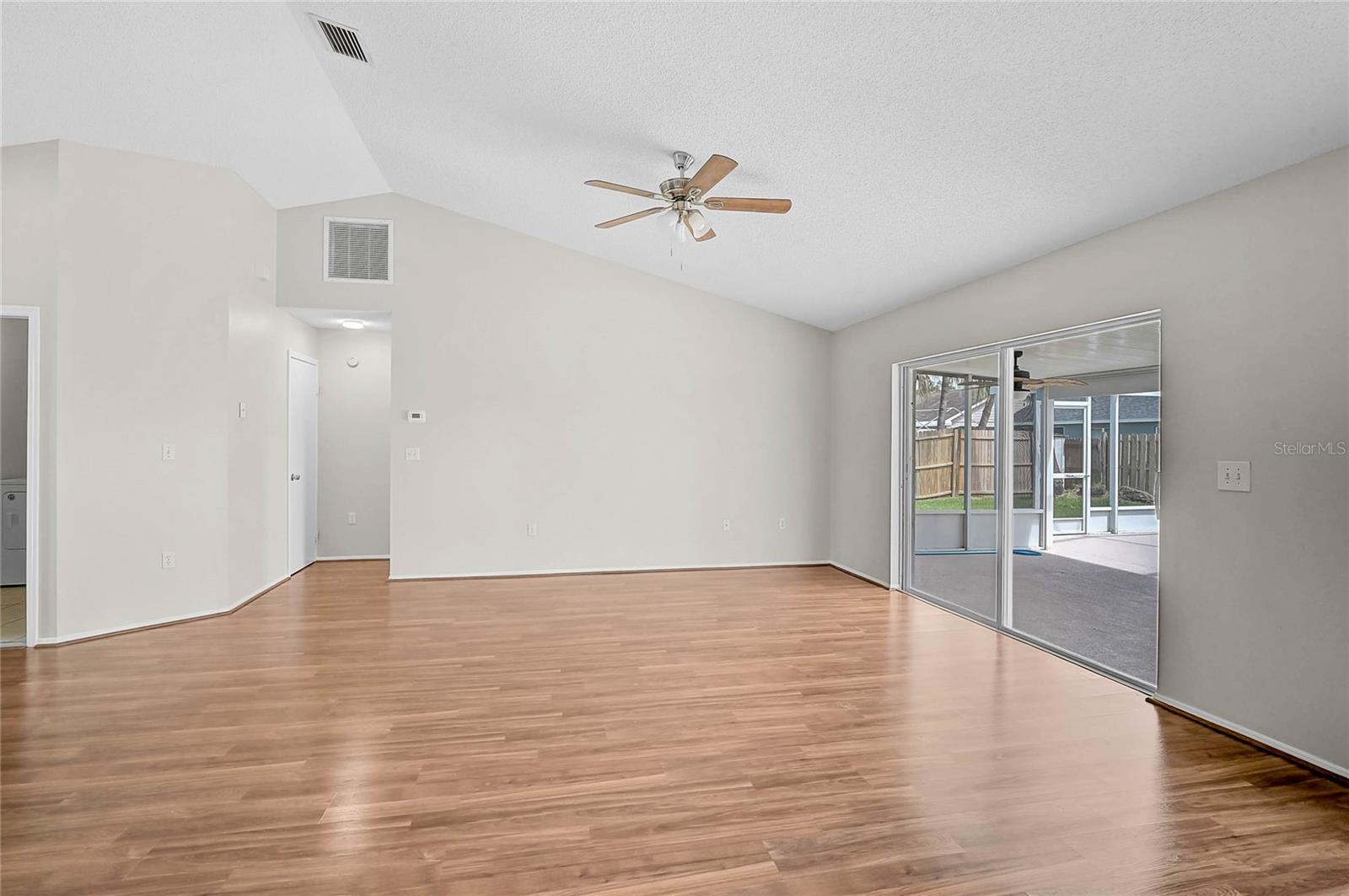 Image 13 of 44 For 3010 8th Avenue W