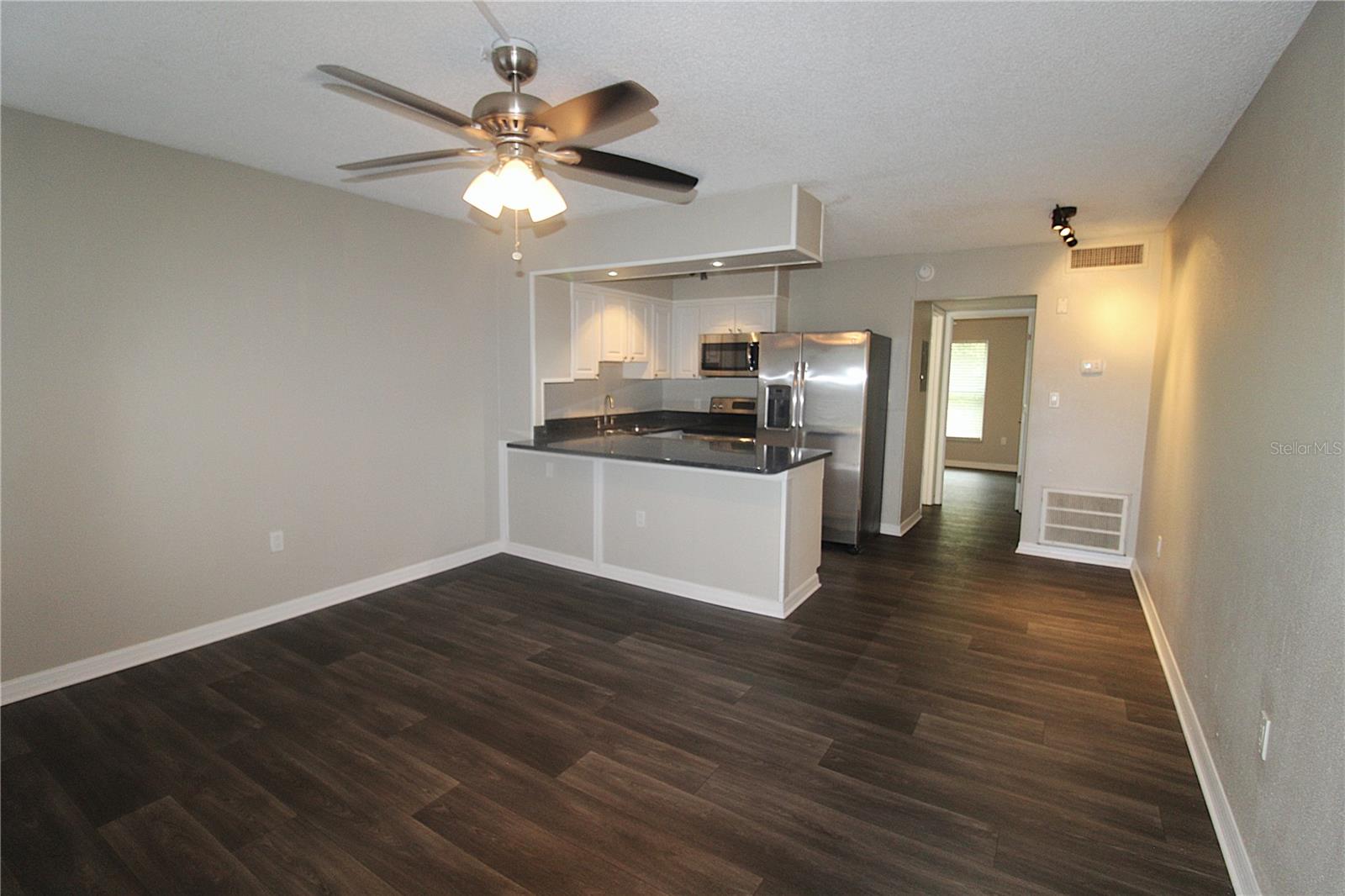 Image 3 of 9 For 1872 Phillippi Shores Drive