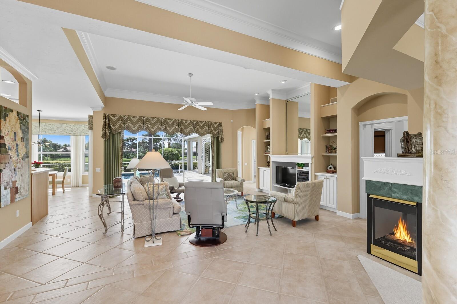 Image 19 of 91 For 8160 Collingwood Court