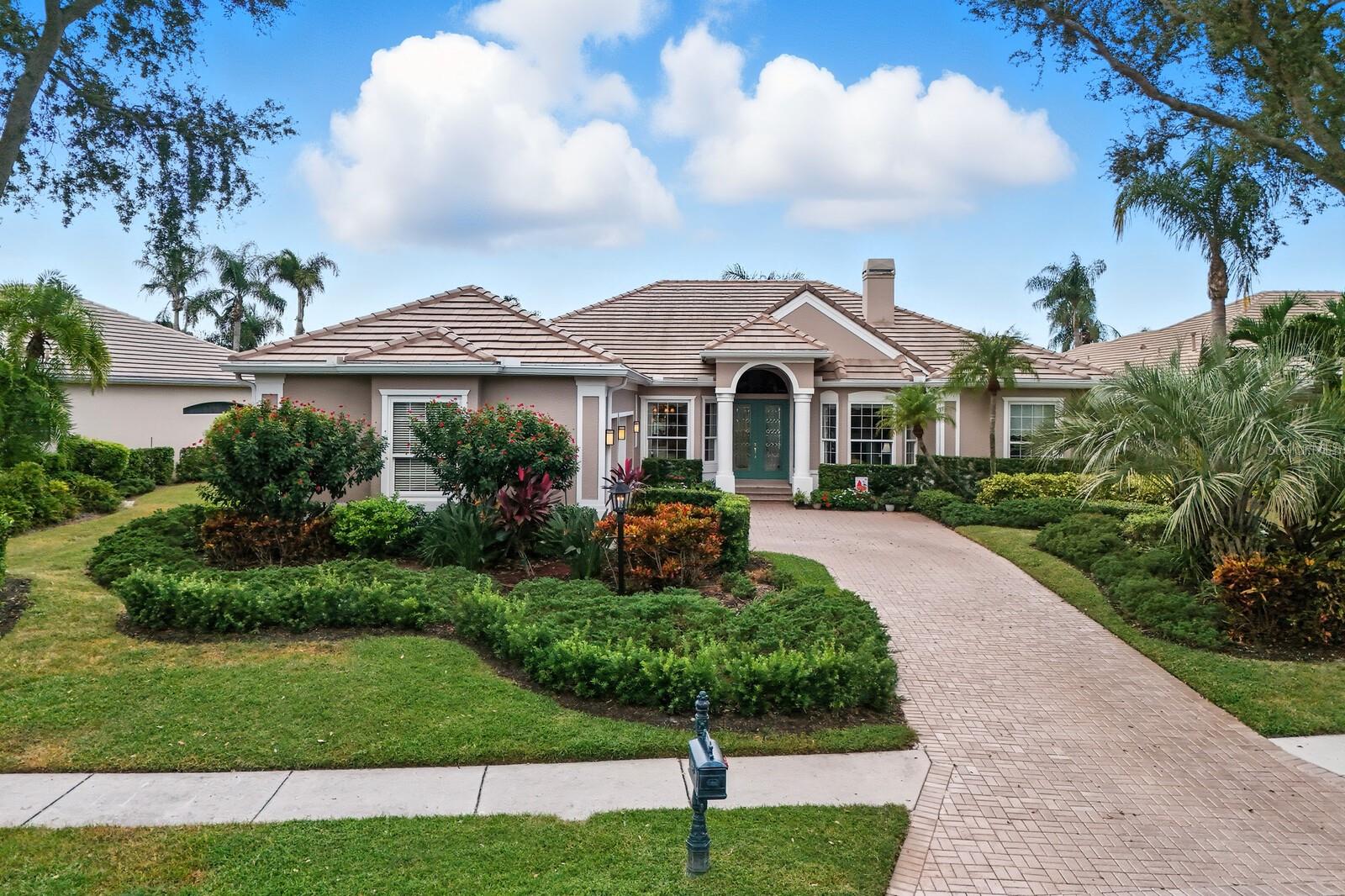 Image 2 of 91 For 8160 Collingwood Court