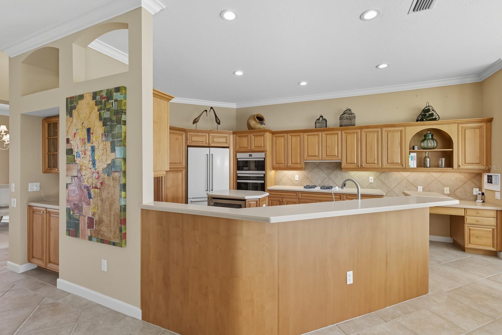 Image 26 of 91 For 8160 Collingwood Court