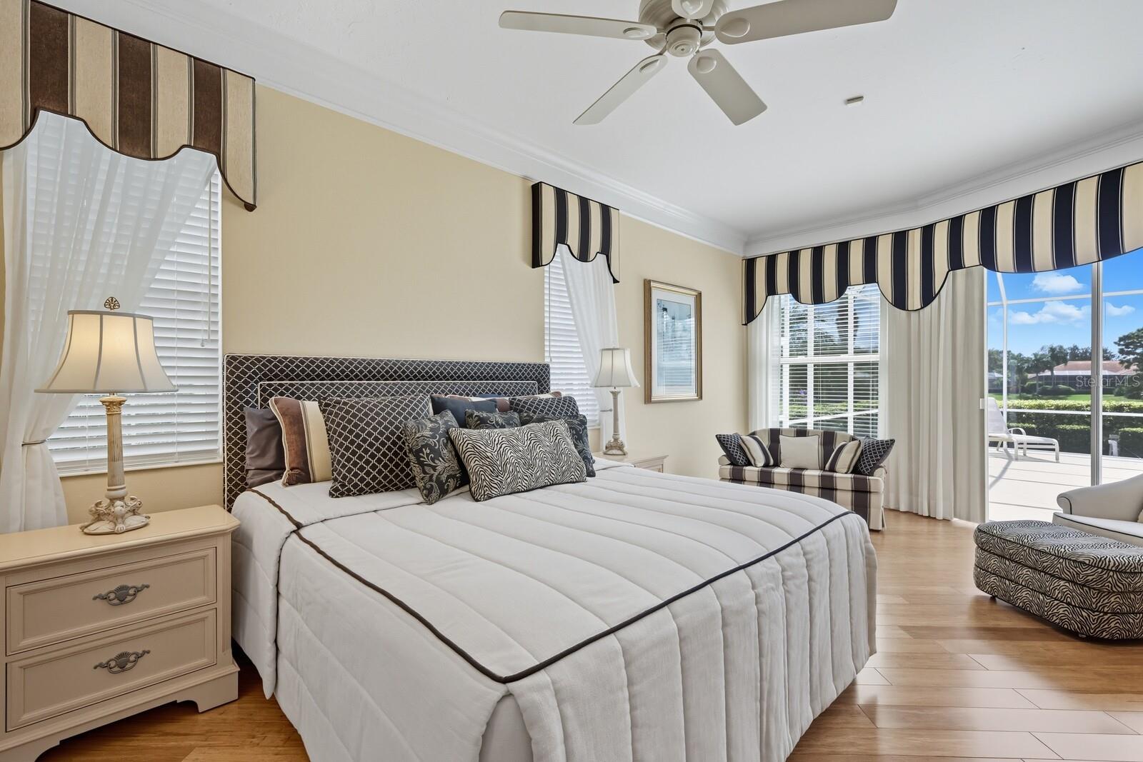 Image 39 of 91 For 8160 Collingwood Court