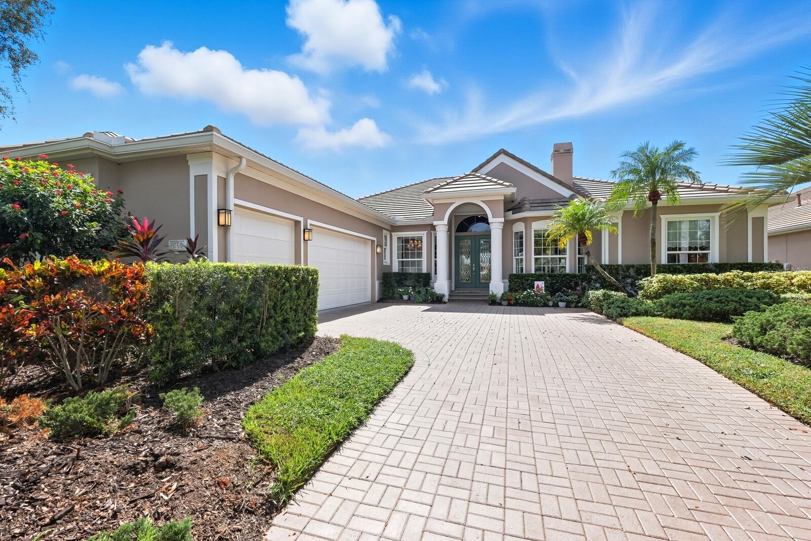 Image 4 of 91 For 8160 Collingwood Court