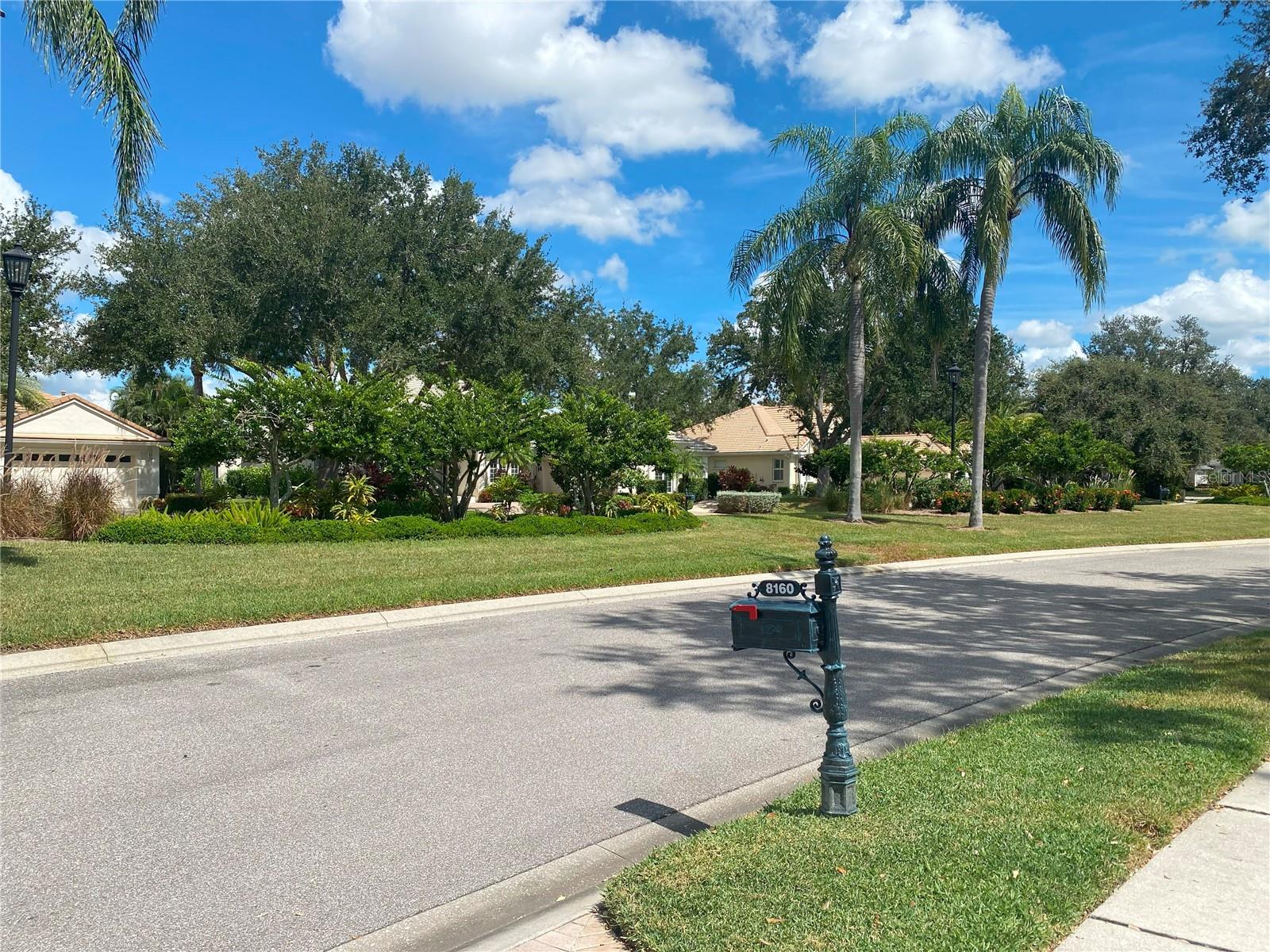 Image 58 of 91 For 8160 Collingwood Court