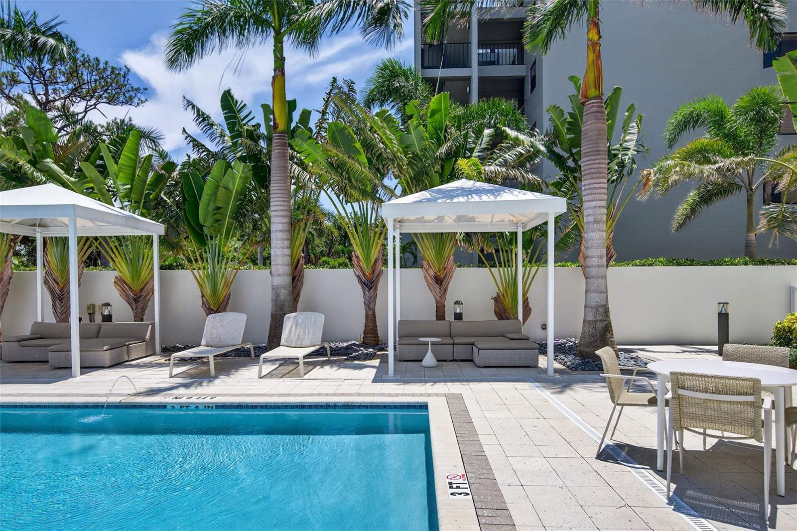 Image 30 of 39 For 711 Palm Avenue 303