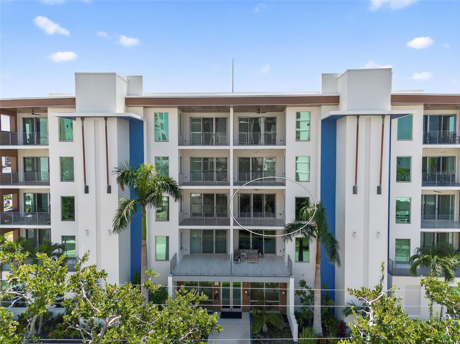 Image 38 of 39 For 711 Palm Avenue 303