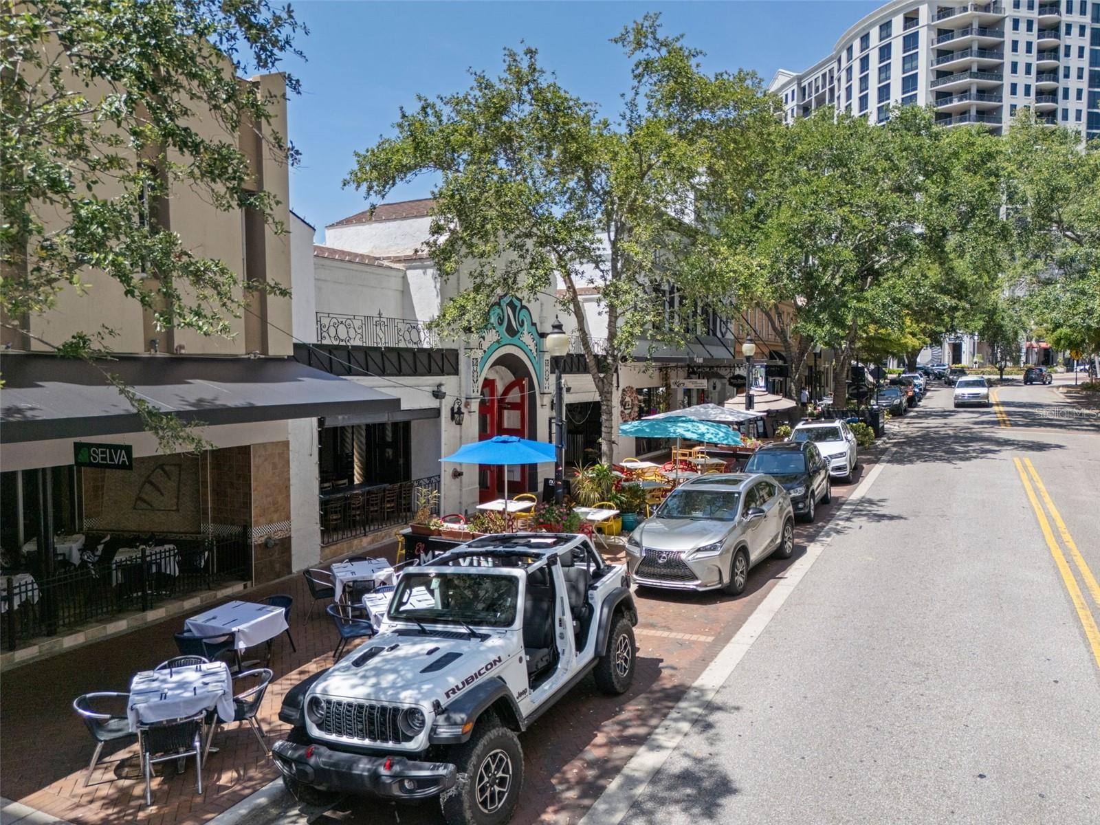 Image 41 of 51 For 711 Palm Avenue 303