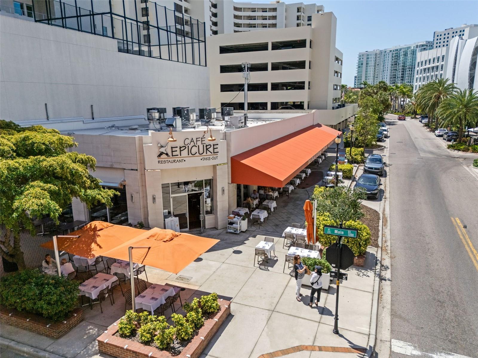 Image 42 of 51 For 711 Palm Avenue 303