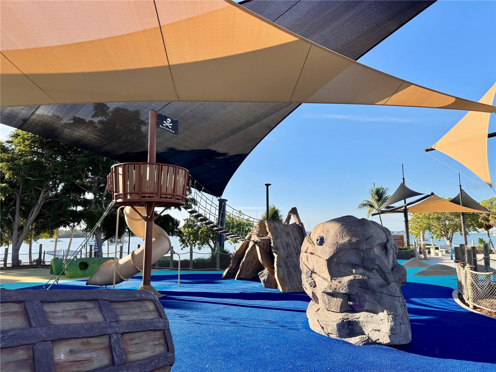 Image 49 of 51 For 711 Palm Avenue 303