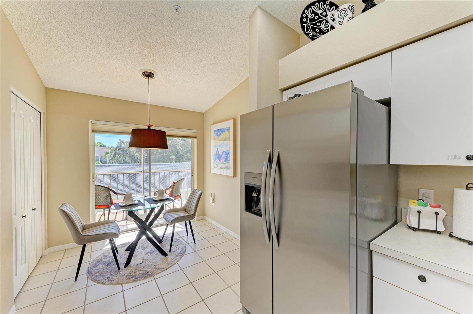 Image 15 of 59 For 9470 High Gate Drive 2222
