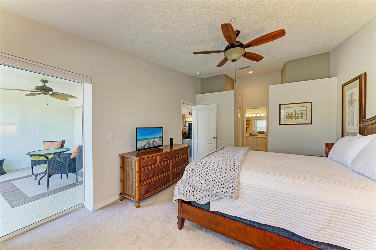 Image 23 of 59 For 9470 High Gate Drive 2222
