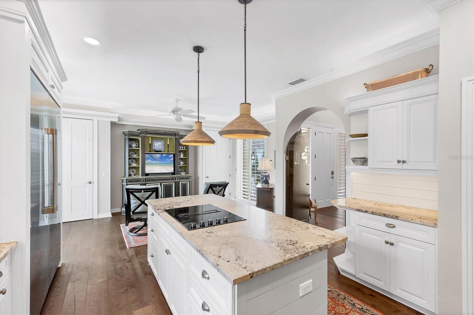 Image 17 of 74 For 7728 Club Lane