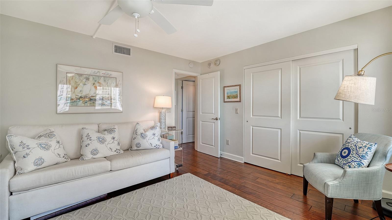 Image 42 of 66 For 1100 Benjamin Franklin Drive 604