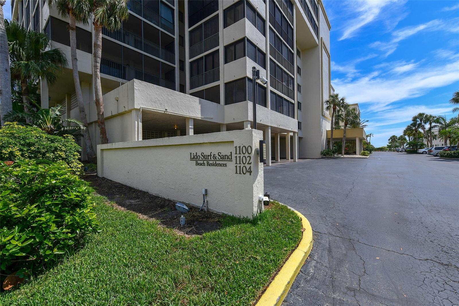 Image 53 of 66 For 1100 Benjamin Franklin Drive 604