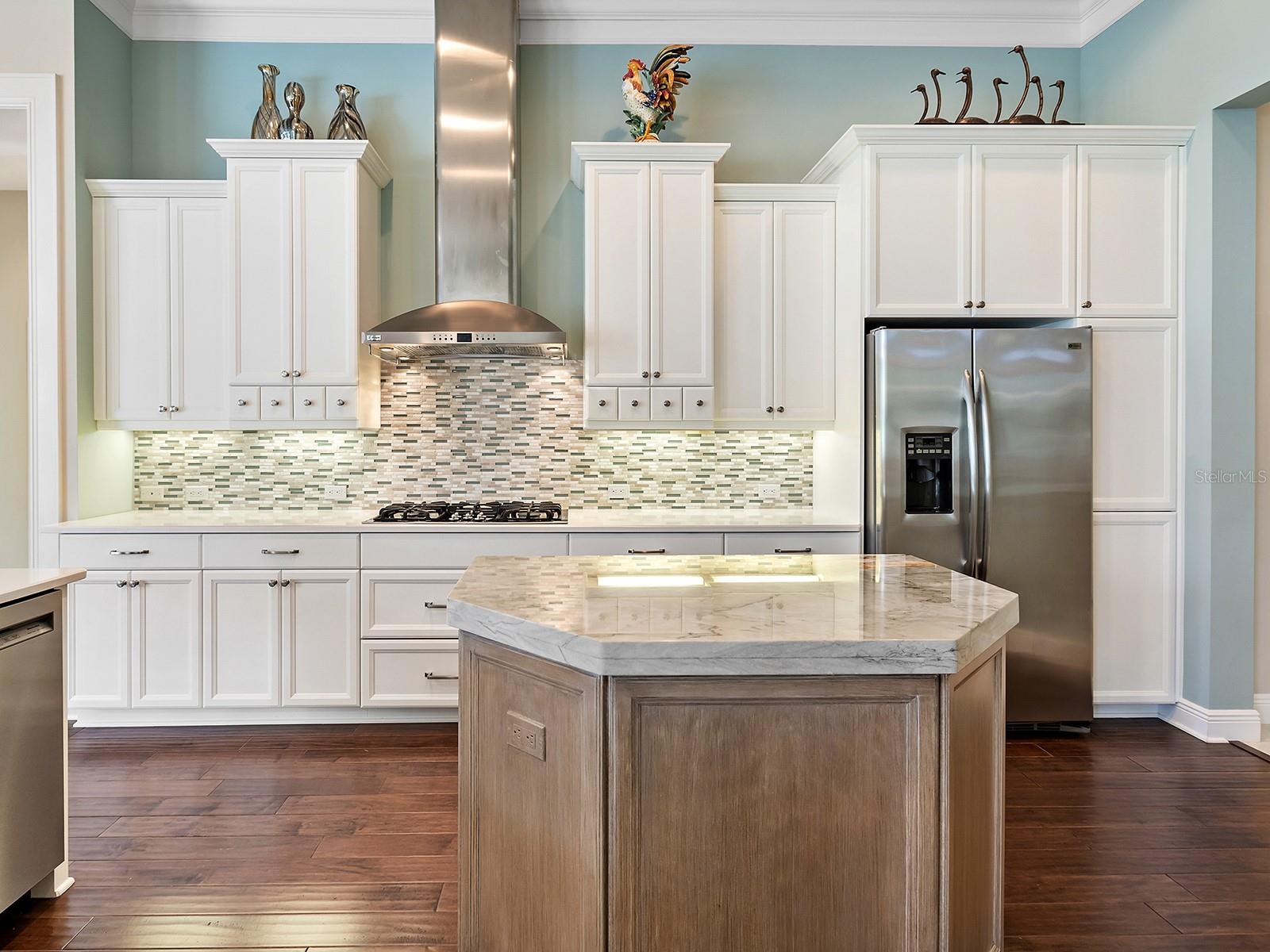 Image 32 of 96 For 15207 Camargo Place