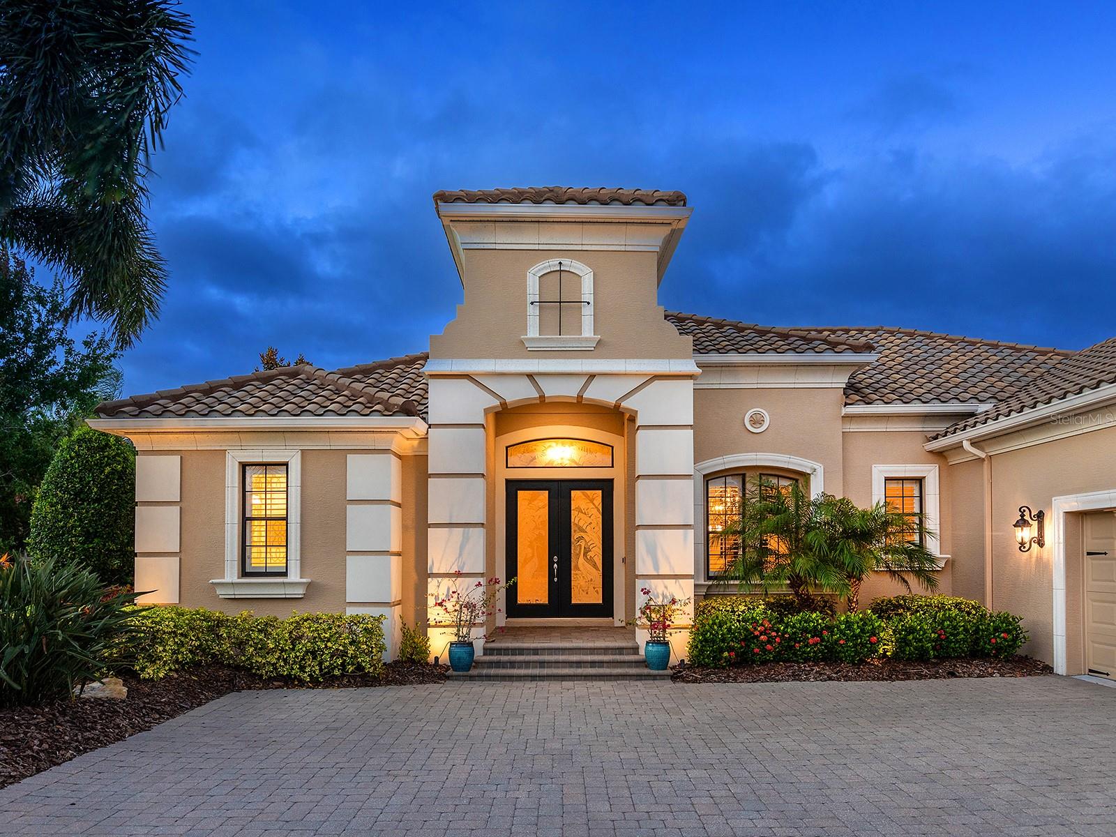 Image 82 of 96 For 15207 Camargo Place