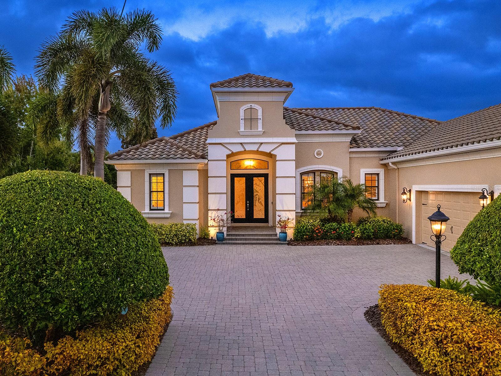 Image 83 of 96 For 15207 Camargo Place