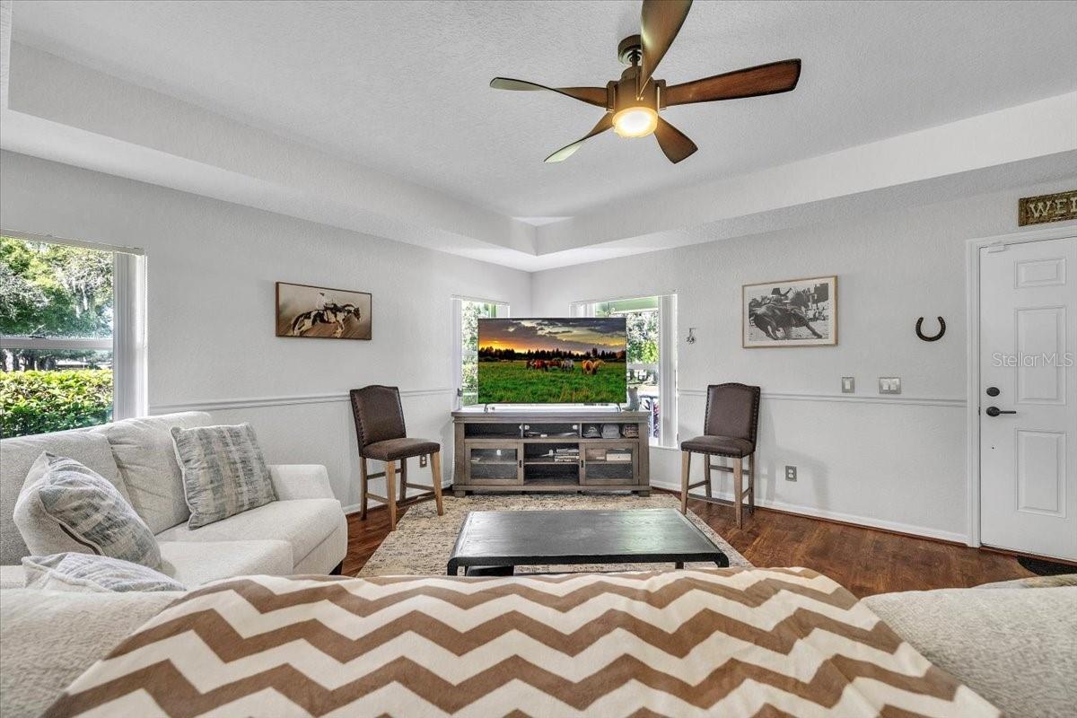 Image 11 of 70 For 2124 Voss Oaks Circle