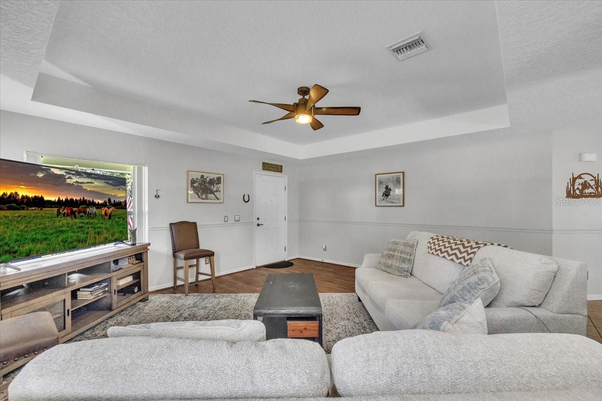 Image 12 of 70 For 2124 Voss Oaks Circle