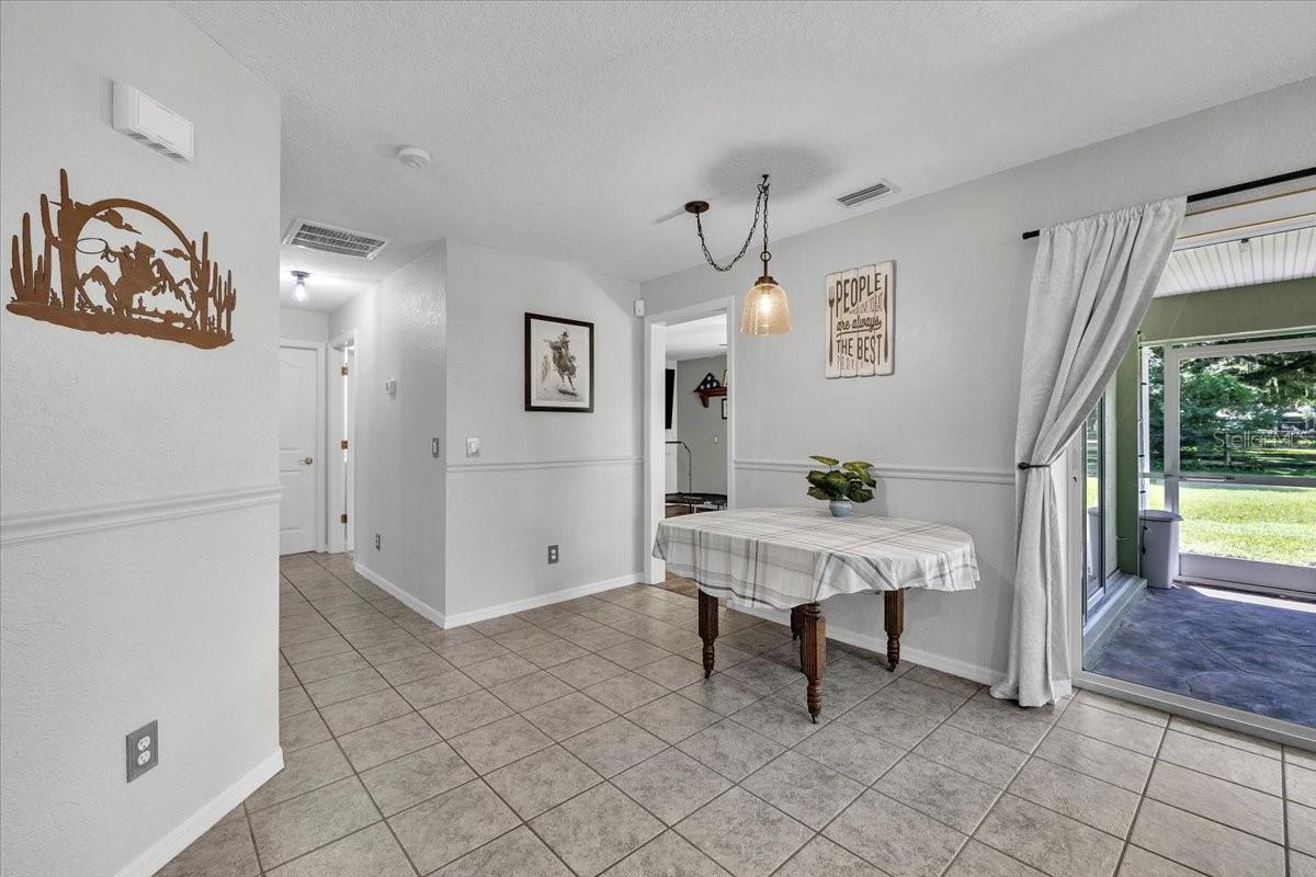 Image 18 of 70 For 2124 Voss Oaks Circle