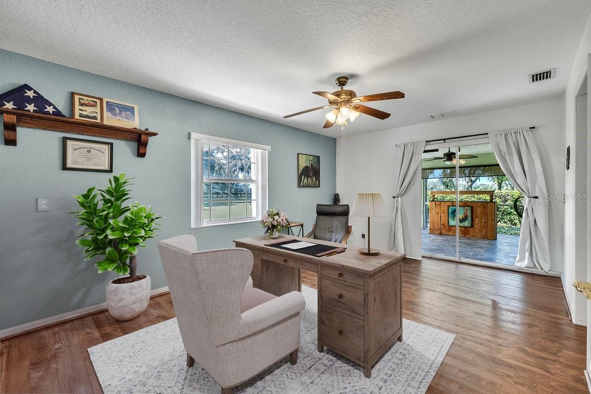 Image 28 of 70 For 2124 Voss Oaks Circle