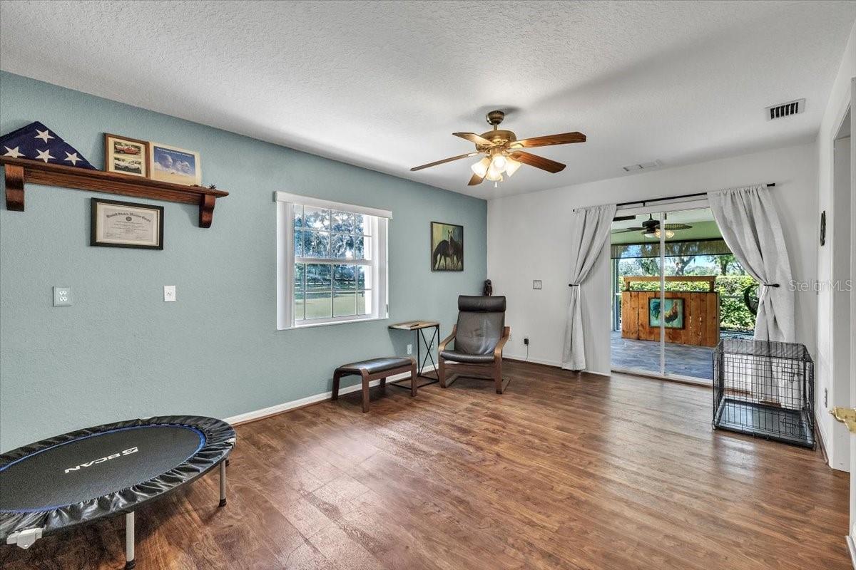 Image 32 of 70 For 2124 Voss Oaks Circle