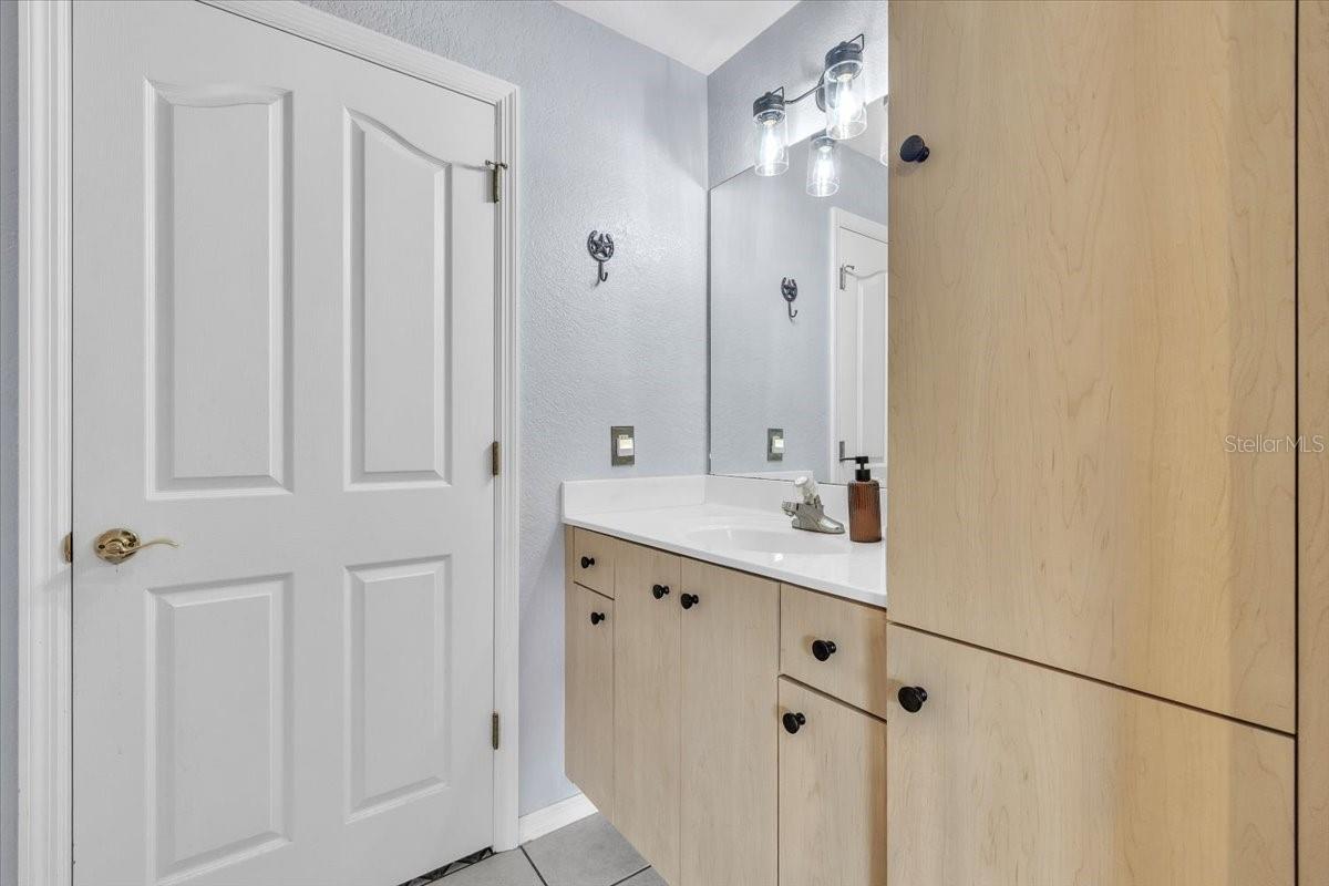 Image 33 of 70 For 2124 Voss Oaks Circle