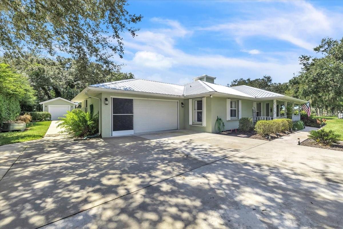 Image 55 of 70 For 2124 Voss Oaks Circle