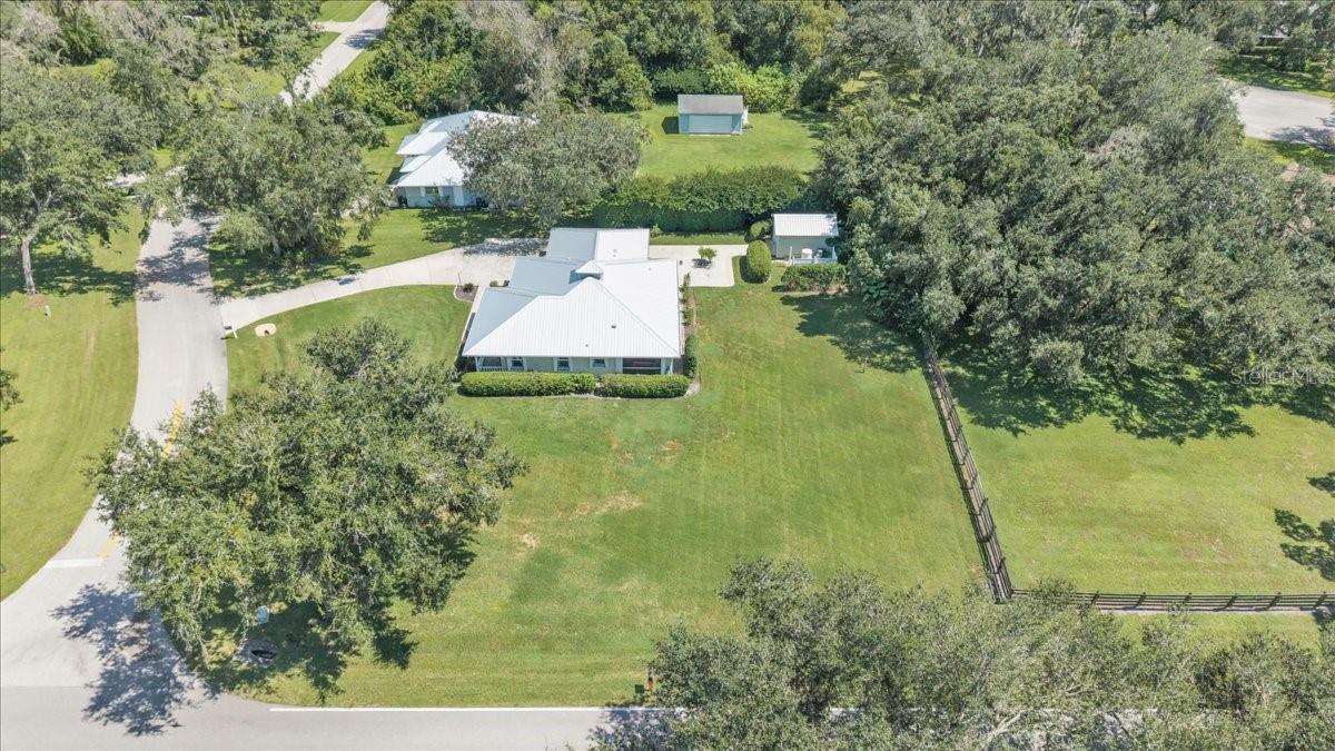 Image 57 of 70 For 2124 Voss Oaks Circle
