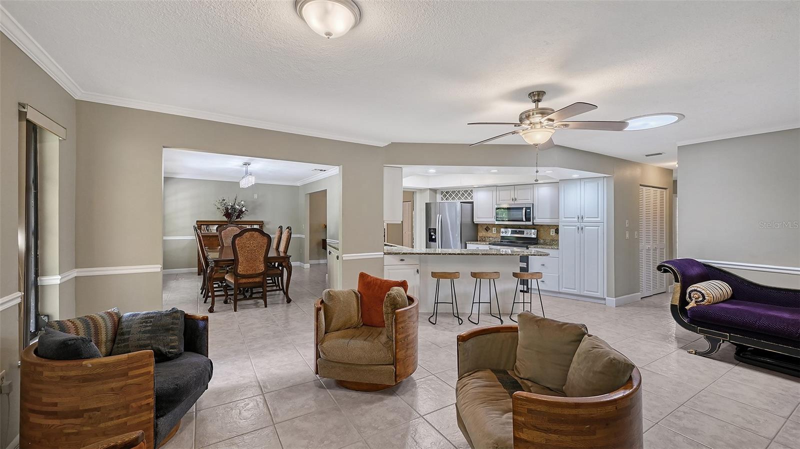 Image 14 of 55 For 4873 Huntleigh Drive