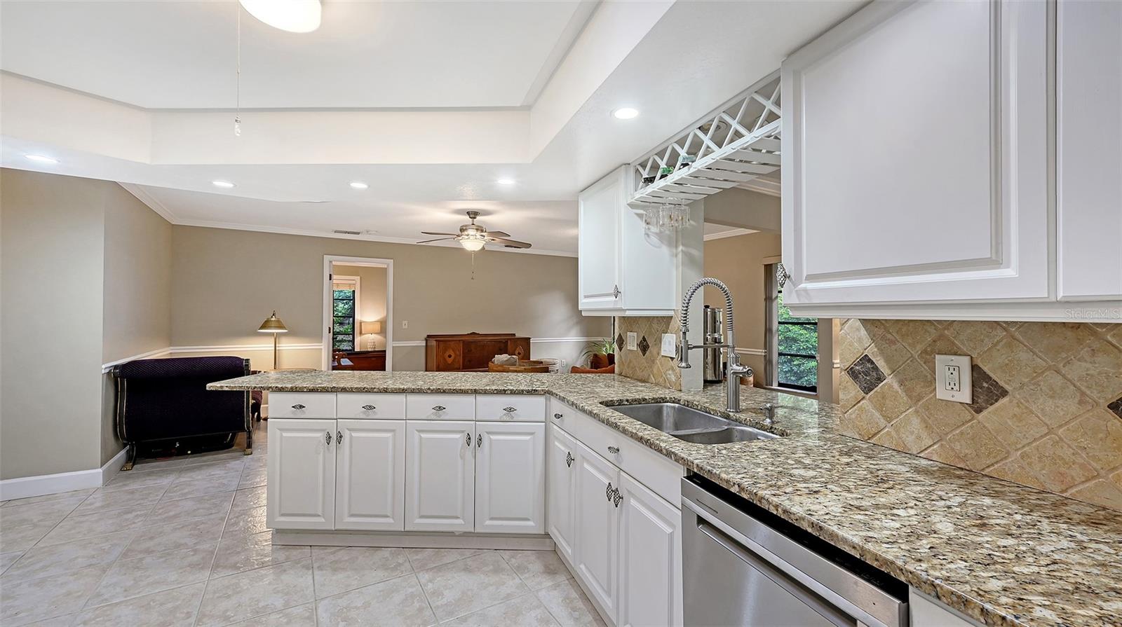 Image 17 of 55 For 4873 Huntleigh Drive