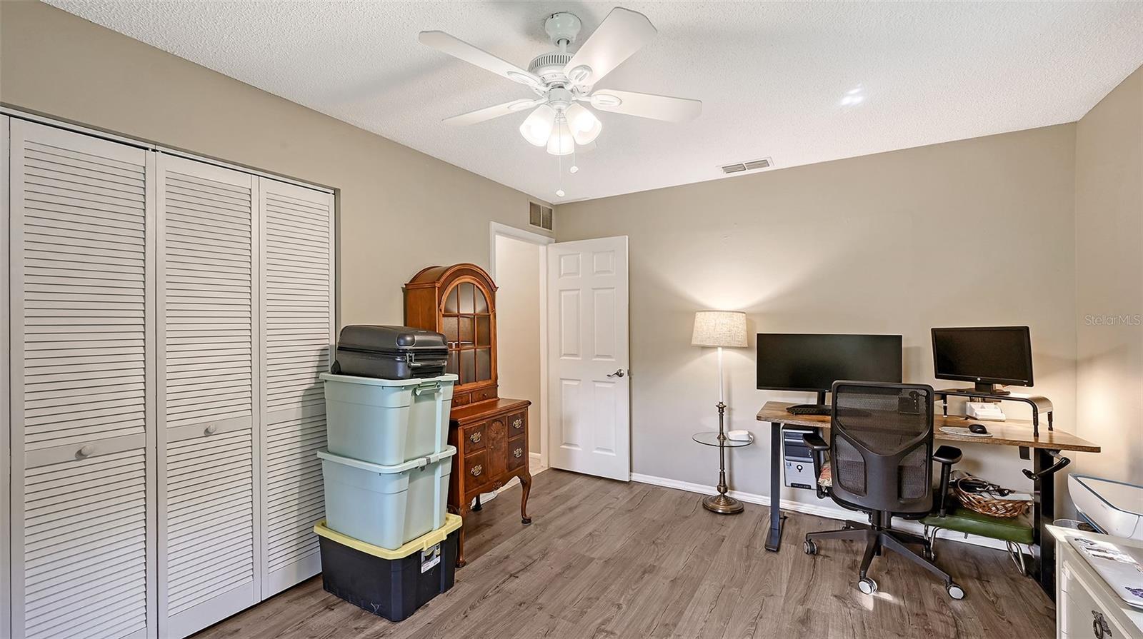 Image 23 of 55 For 4873 Huntleigh Drive