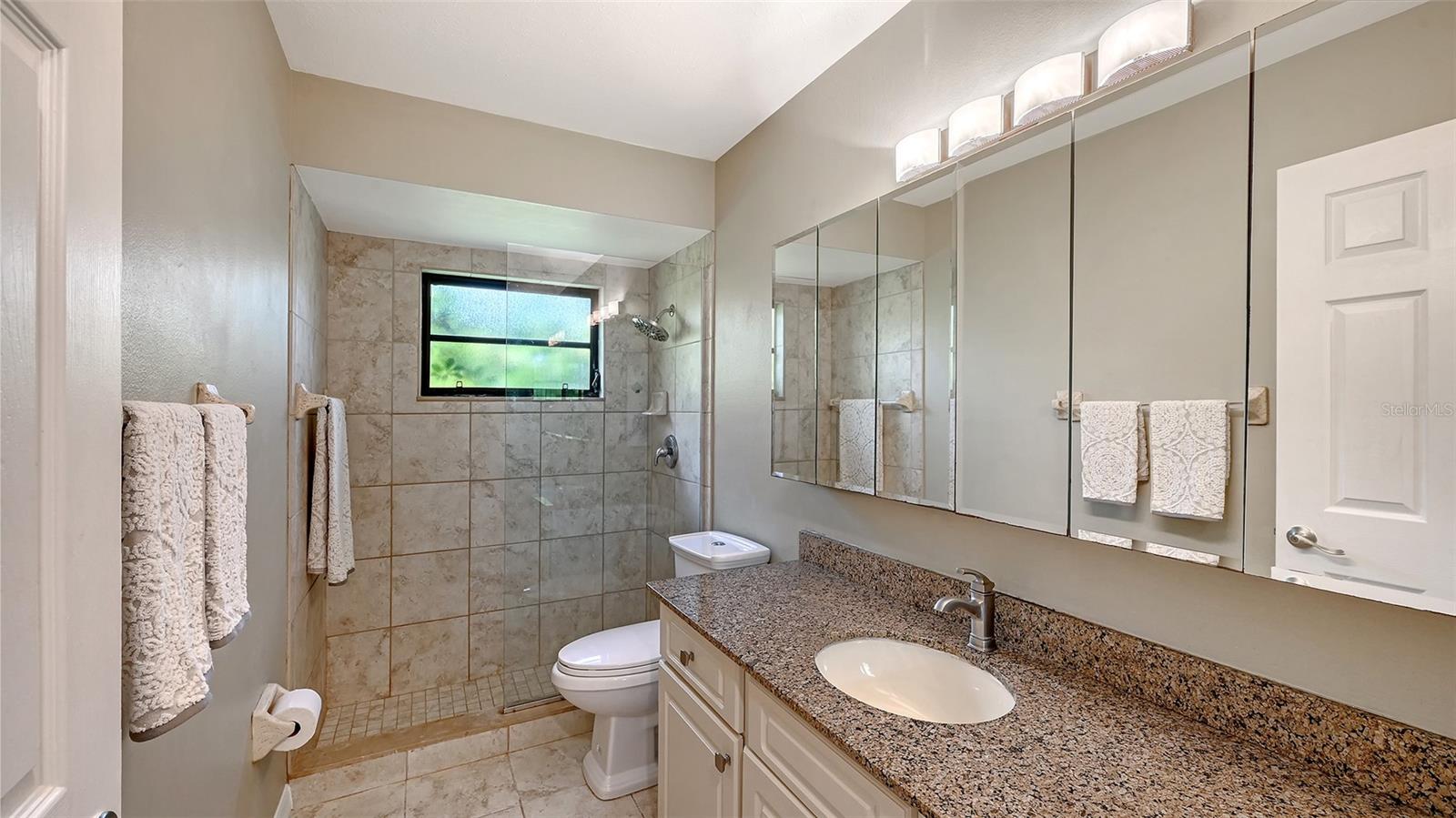 Image 25 of 55 For 4873 Huntleigh Drive