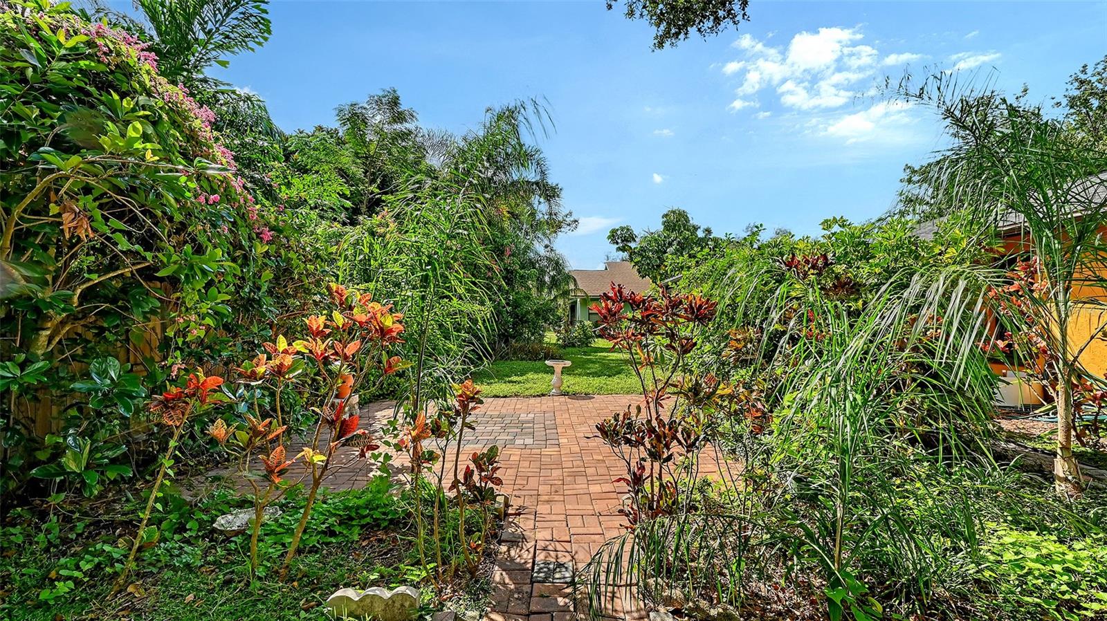 Image 35 of 55 For 4873 Huntleigh Drive