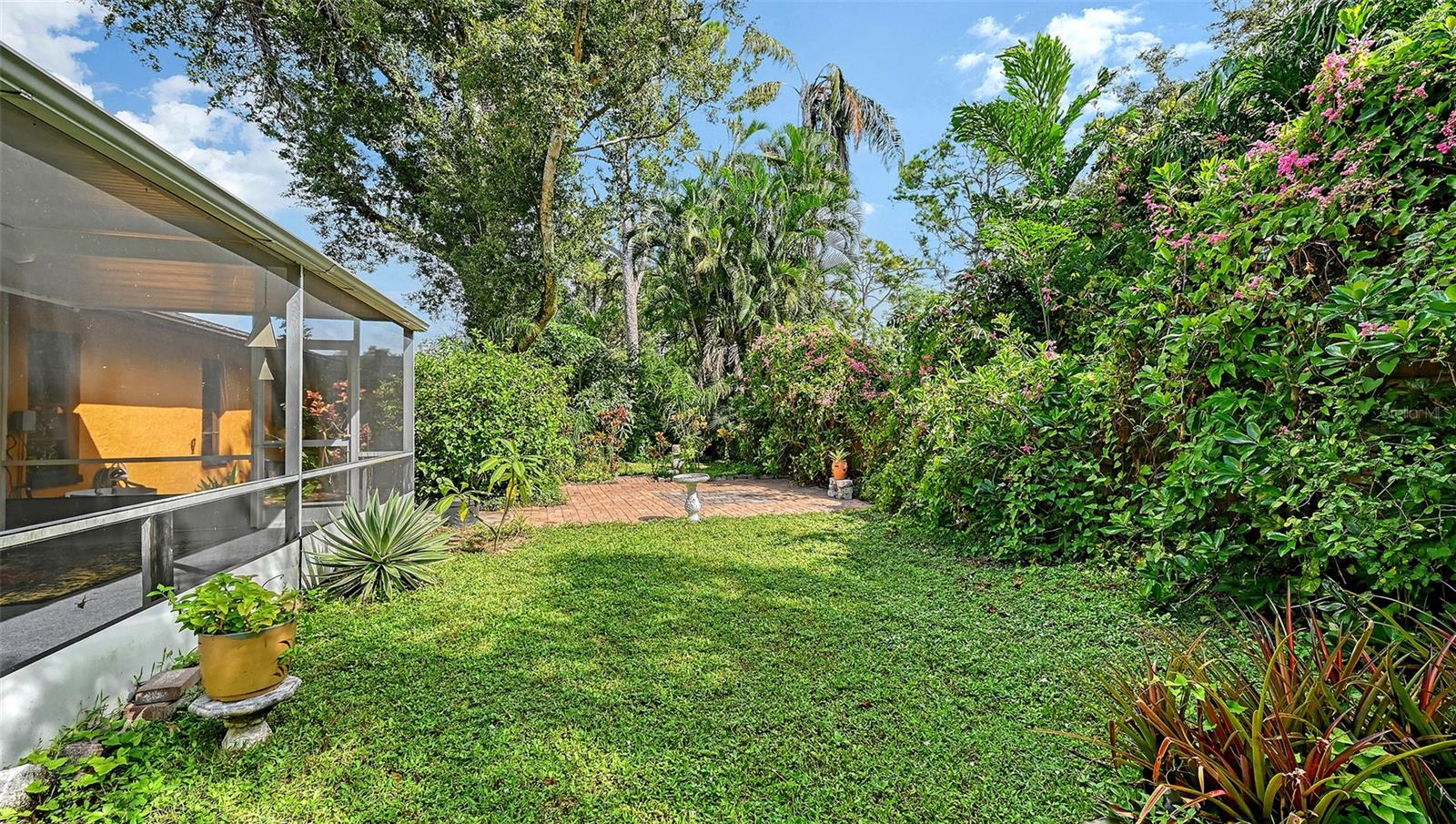 Image 37 of 55 For 4873 Huntleigh Drive