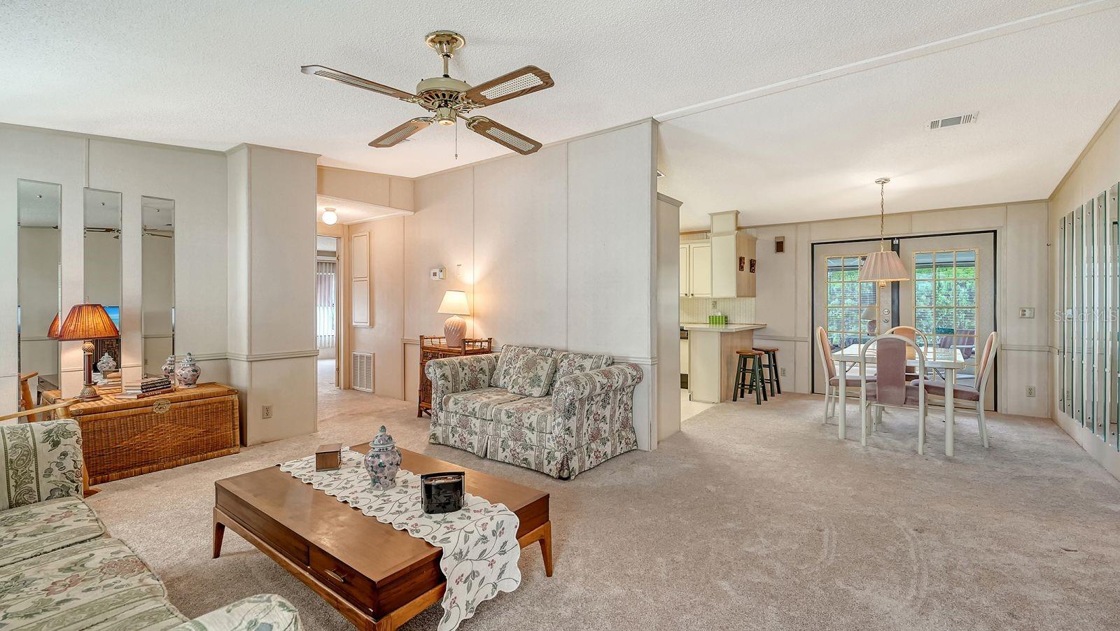 Image 15 of 46 For 85 Southwinds Drive