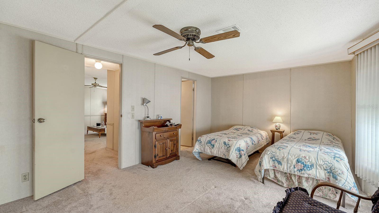 Image 30 of 46 For 85 Southwinds Drive
