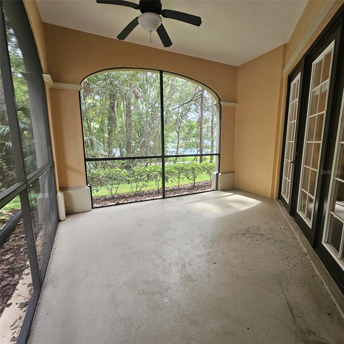 Image 11 of 37 For 515 Mirasol Circle 106