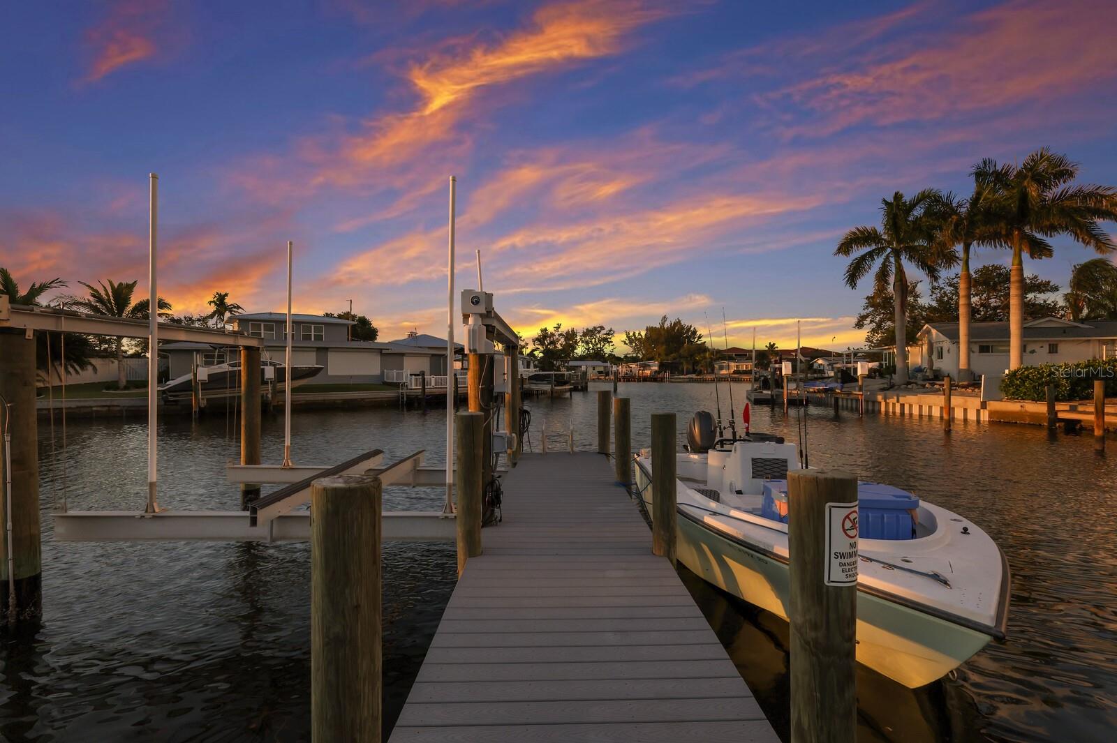 Image 32 of 37 For 10008 Spoonbill Road E