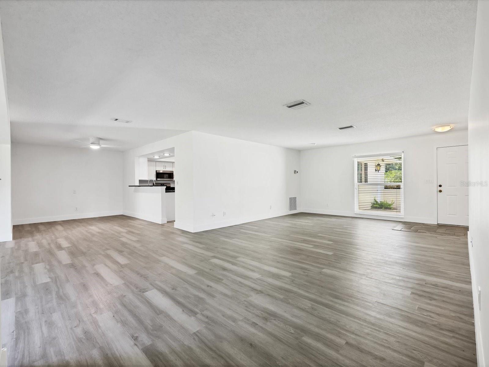Image 10 of 44 For 7157 Fairway Bend Circle
