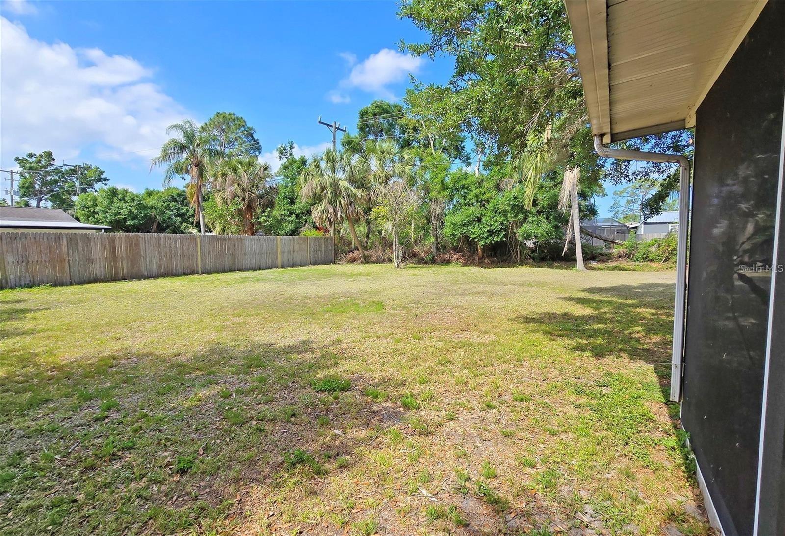 Image 17 of 24 For 2906 Arlington Street