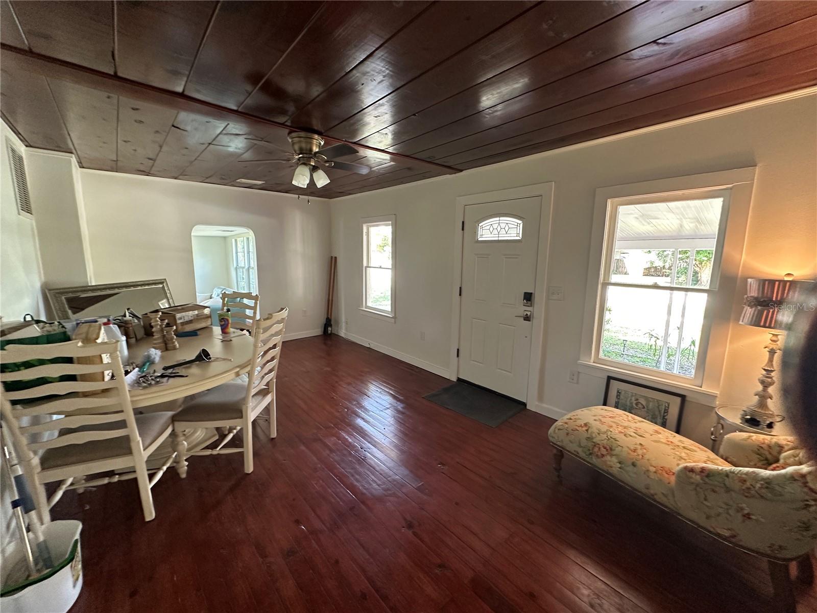 Image 7 of 24 For 2906 Arlington Street