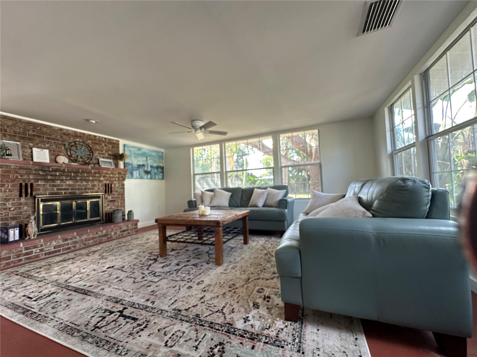 Image 8 of 24 For 2906 Arlington Street