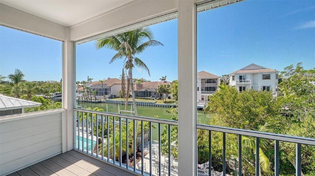 Image 25 of 43 For 4922 Commonwealth Drive