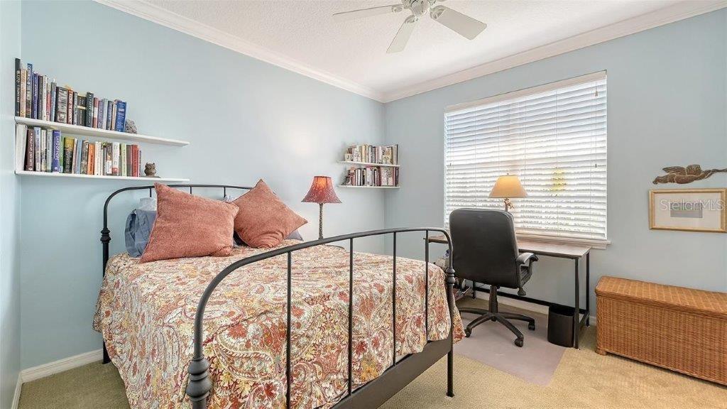 Image 32 of 43 For 4922 Commonwealth Drive