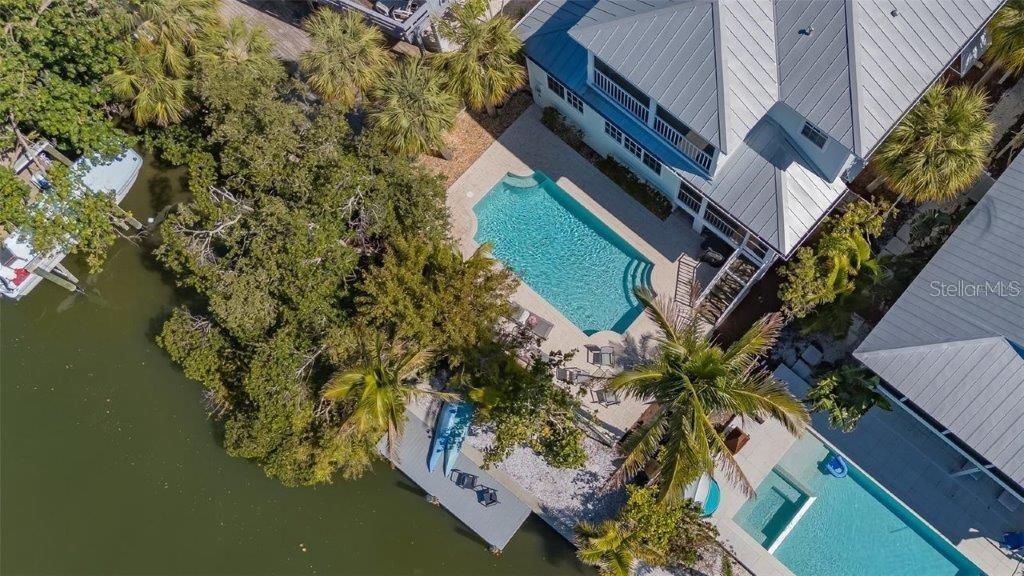 Image 40 of 43 For 4922 Commonwealth Drive