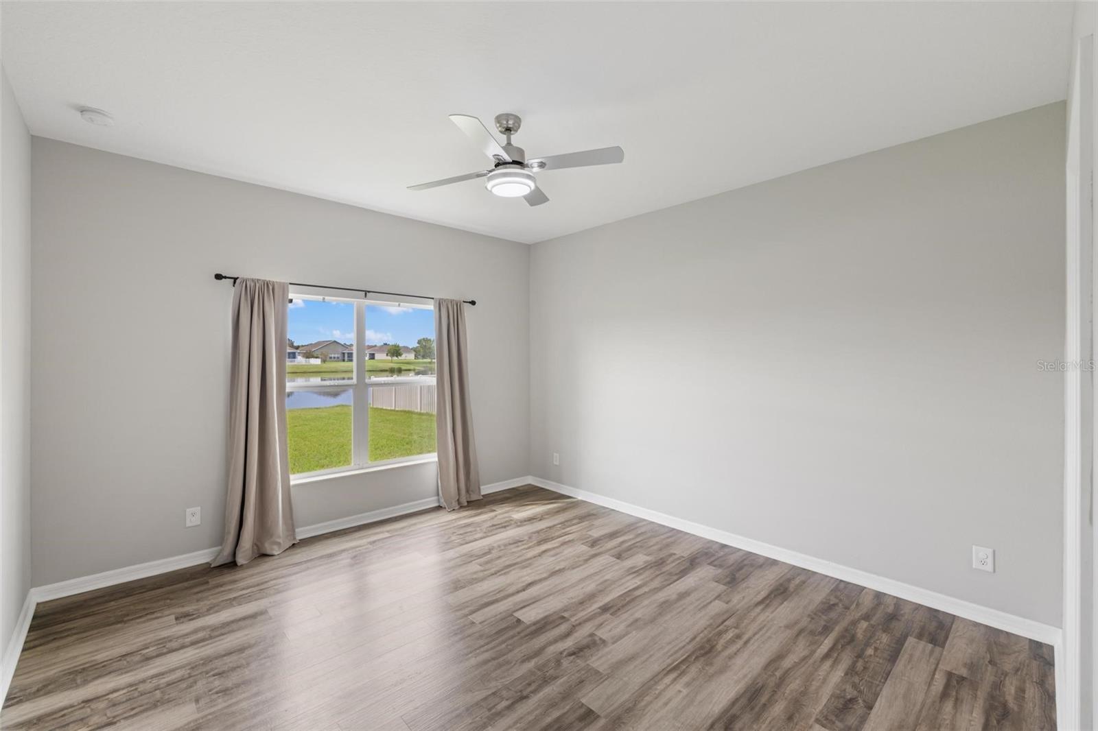 Image 19 of 47 For 11233 82nd Street E