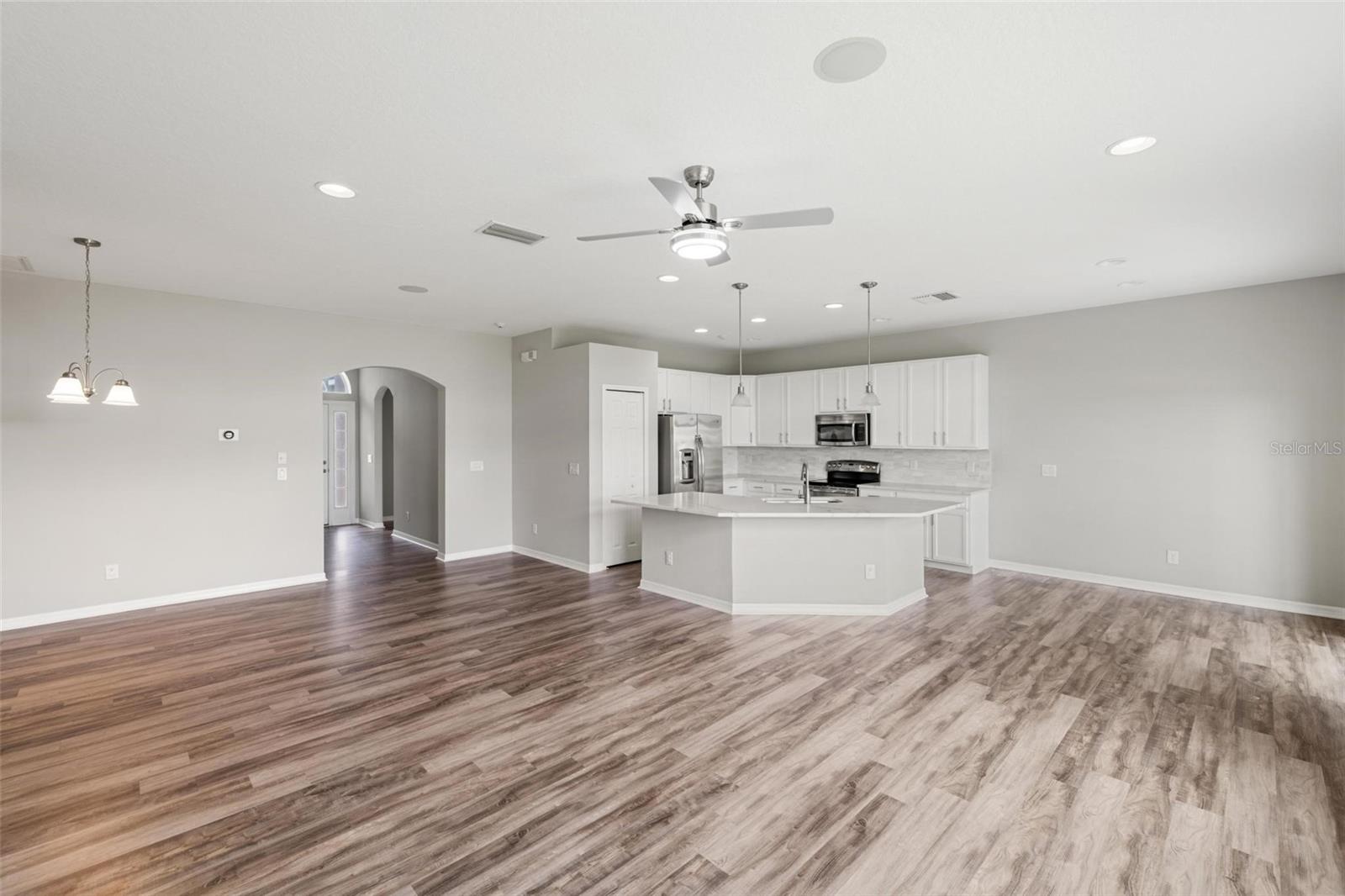Image 9 of 47 For 11233 82nd Street E