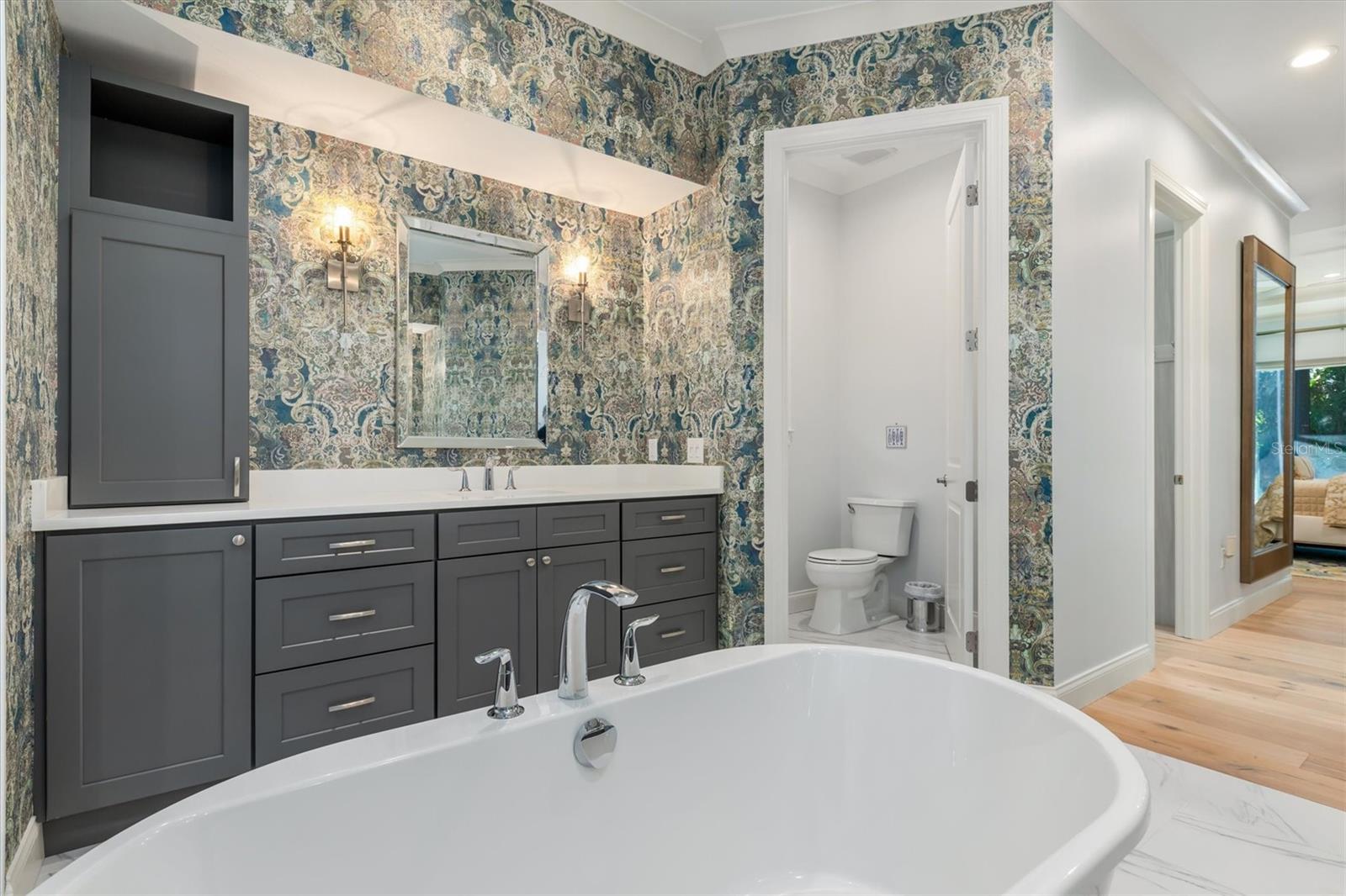 Image 21 of 38 For 412 Pheasant Way